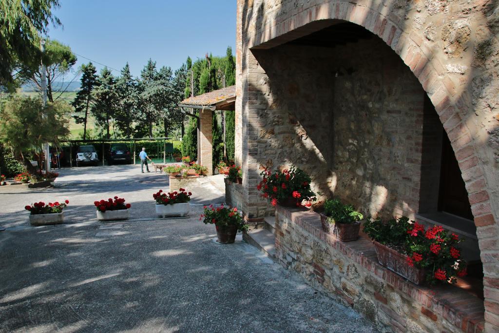Azienda Agricola E Agriturismo Vallorsi Terricciola Exterior foto