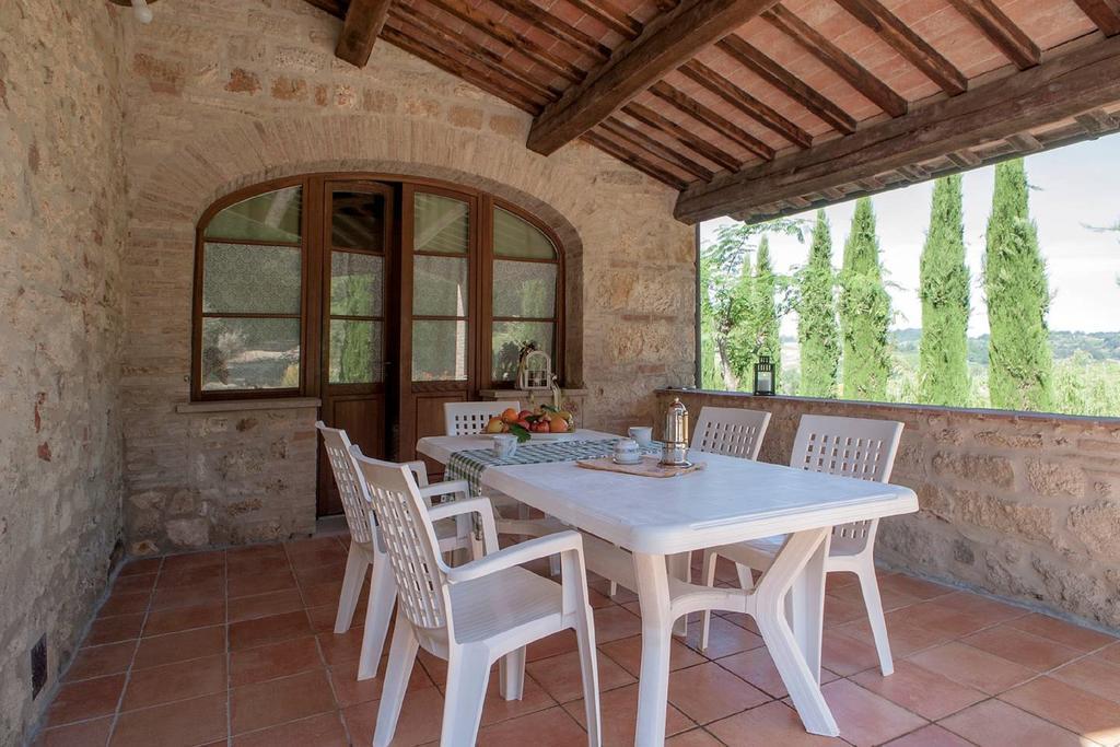 Azienda Agricola E Agriturismo Vallorsi Terricciola Exterior foto